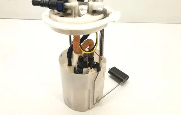 Nissan Note (E12) In-tank fuel pump 0580203163