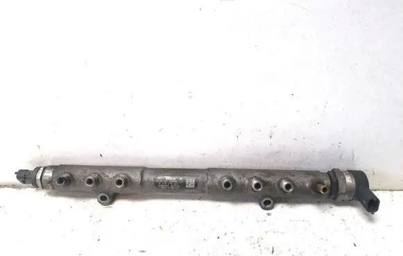 Fuel main line pipe