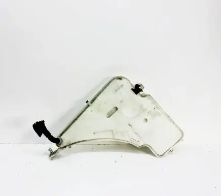 BMW 2 F22 F23 Windshield washer fluid reservoir/tank 7241671