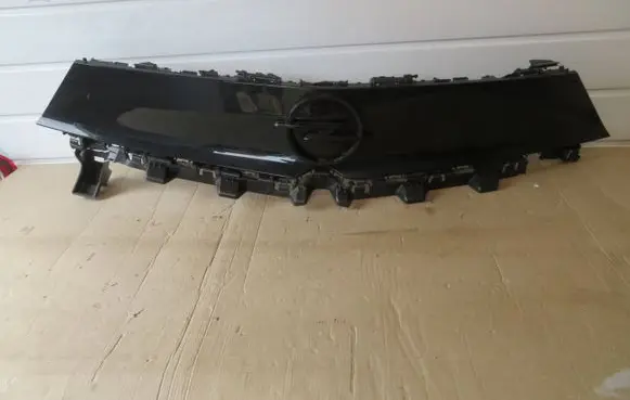 Opel Mokka B Front bumper support beam 9835215080