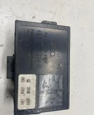 Audi A8 S8 D2 4D Immobilizer control unit/module 4B0953234