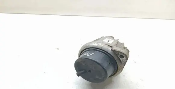 BMW X1 E84 Engine mount bracket 6773742
