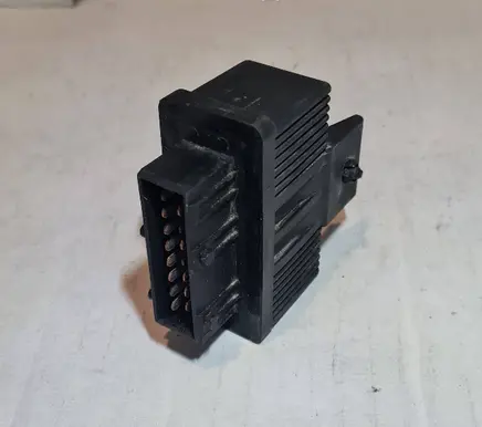 Toyota Avensis T250 Fuel injection pump control unit/module 240107
