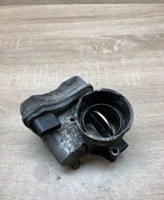 Volkswagen PASSAT B6 Engine shut-off valve 03G128063B 12707B0097