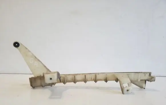 Audi Q3 8U Rear door windshield rail 8U0839068