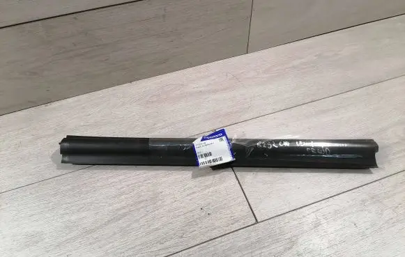 Volvo XC70 Sunroof sealing rubber 31325148