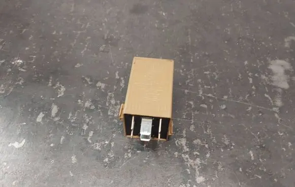 BMW 3 E46 Window control relay 61368384505 8384505