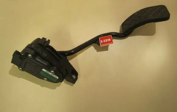 Audi A4 S4 B7 8E 8H Accelerator throttle pedal 8E2721523E