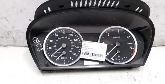 BMW 5 E60 E61 Speedometer (instrument cluster) 62116958601 110080213372 A2C53103634