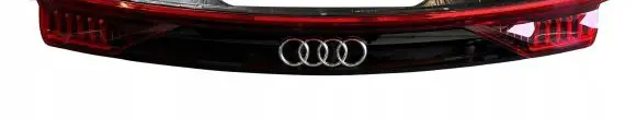 Audi Q8 Tailgate rear/tail lights 4M8945095P