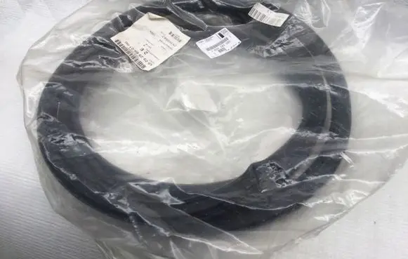 Opel Insignia B Rubber seal loading door YR00249680