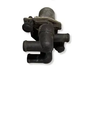 Mercedes-Benz E W124 Coolant heater control valve 1147412015