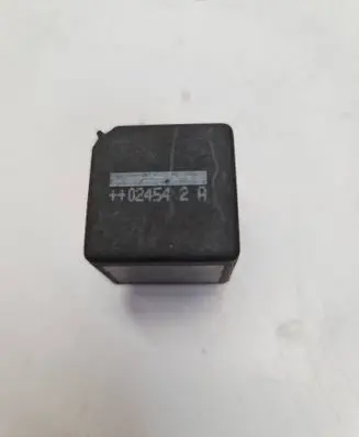 Ford Mondeo Mk III Other relay 2S7T14B192AA V23136B1X66