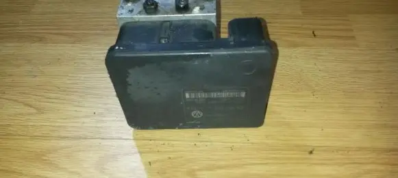 Audi A4 S4 B5 8D ABS Pump 1J0614117F 1c0907379j