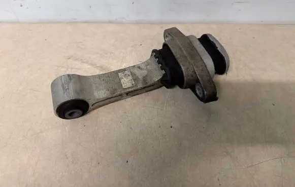 Hyundai Tucson IV NX4 Engine mount bracket 21950r5200
