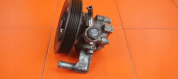 KIA Sorento Power steering pump D4HB