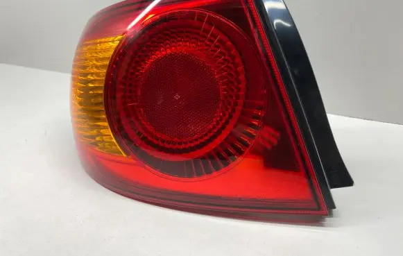 Hyundai Elantra Tail light lenses 924012D210