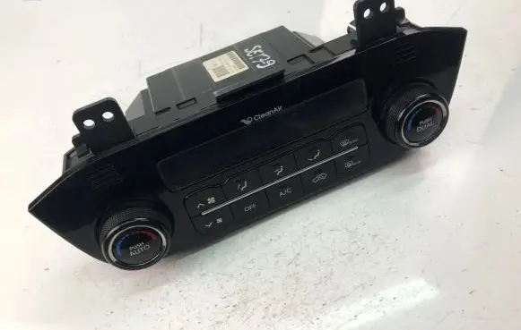 KIA Sportage Interior fan control switch 972503U101