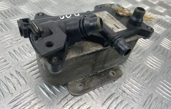 Engine oil radiator