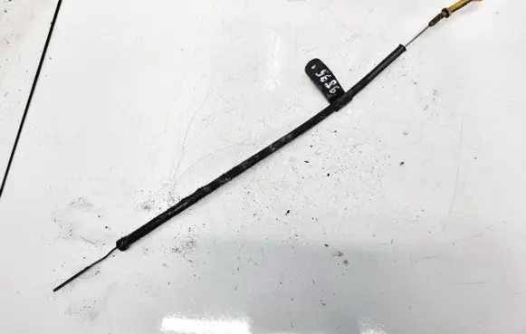 Mazda 6 Oil level dip stick 