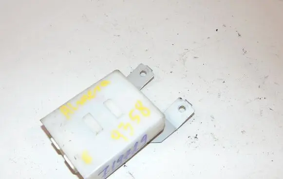 Nissan Almera Other control units/modules 284501N003