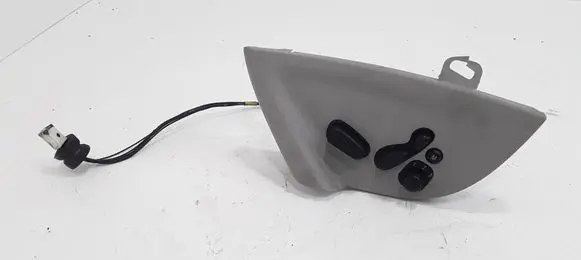 Mercedes-Benz C W203 Seat control module 2098202610