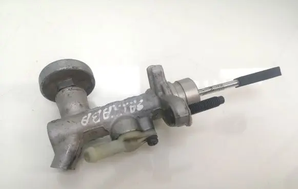 Clutch slave cylinder