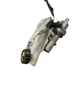 Ford Kuga I Master brake cylinder