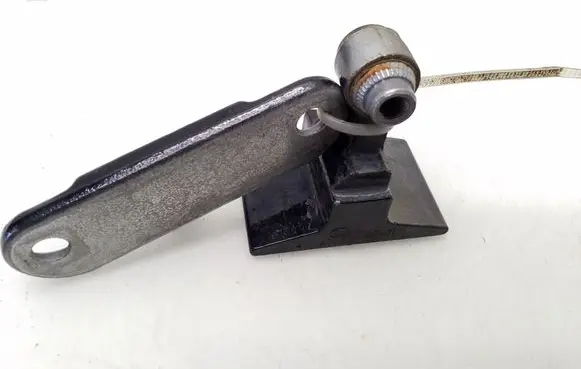 Front door lower hinge
