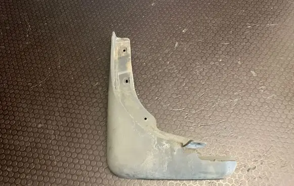 Nissan X-Trail T30 Front mudguard 63855 8H300