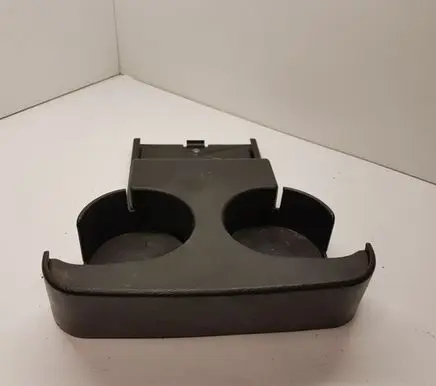 Cup holder front