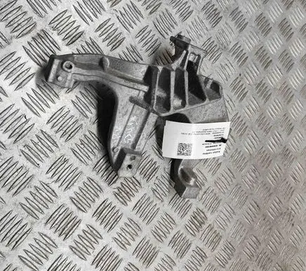 Mercedes-Benz EQE v295 A/C compressor mount bracket A2978306502
