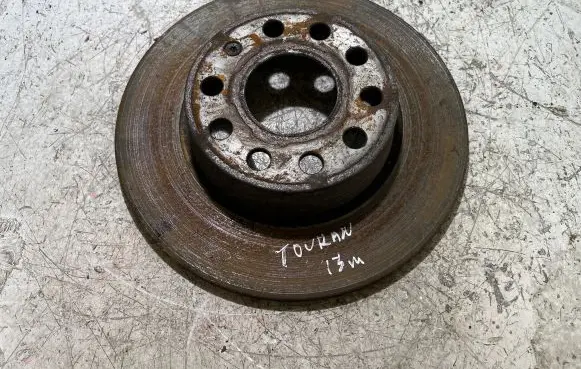 Volkswagen Touran II Rear brake disc