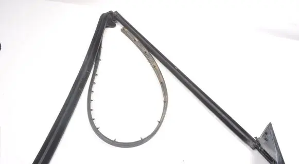 Ferrari California F149 Front door rubber seal 