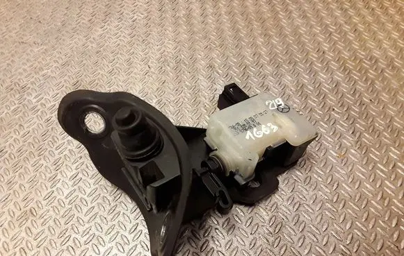 Mercedes-Benz CLS C219 Fuel tank cap lock A2518200197 2518200197