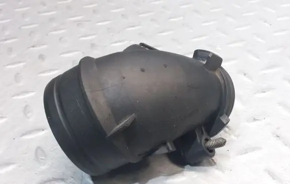 Air intake hose/pipe