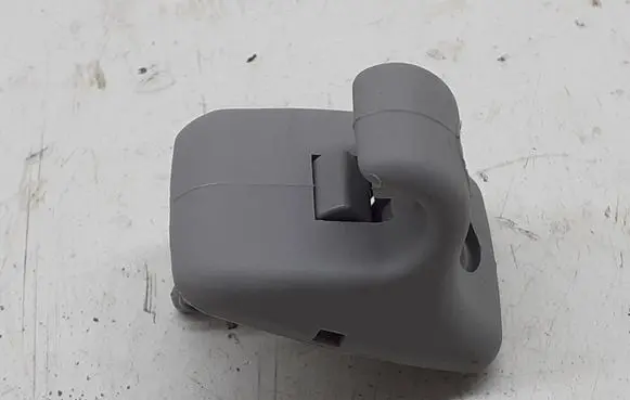Hyundai Kona I Sun visor clip/hook/bracket 