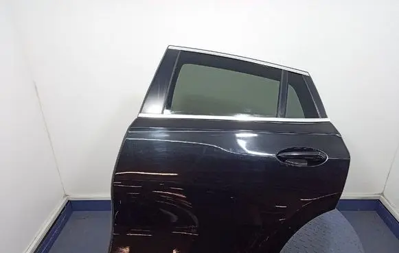 Rear door