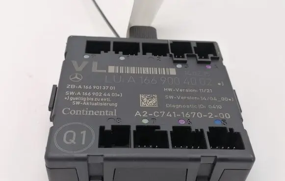 Mercedes-Benz CLA C117 X117 W117 Door control unit/module A1669004002