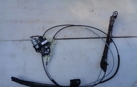 Audi A4 S4 B9 Curtain motor 8W9863560