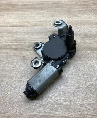 Skoda Octavia Mk2 (1Z) Rear window wiper motor 1Z9955711