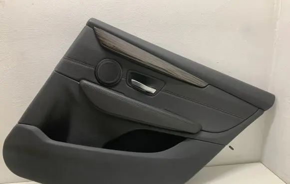 BMW 2 F46 Rear door card panel trim 1609985 357914