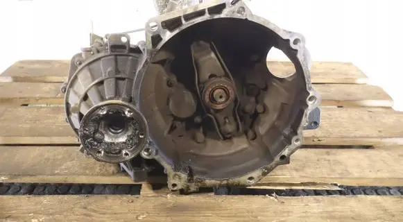 Manual 5 speed gearbox