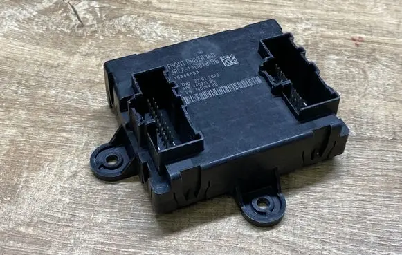 Land Rover Discovery Sport Door control unit/module JPLA14D618BB 10348593 14C235BC