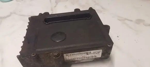 Chrysler Voyager Engine control unit/module P04686952AF 04686952AF