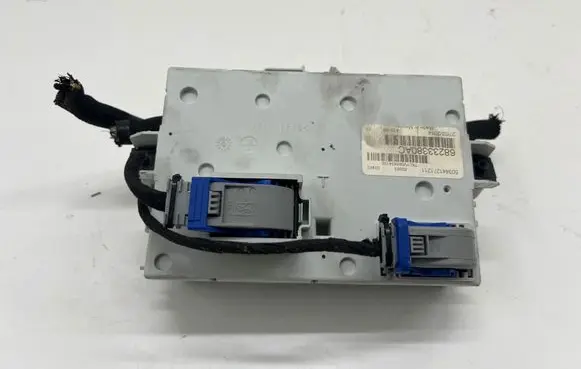 Jeep Cherokee Fuse module 68233380AC