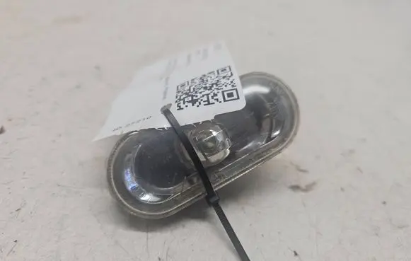 Volkswagen Golf IV Front fender indicator light 1J0949117