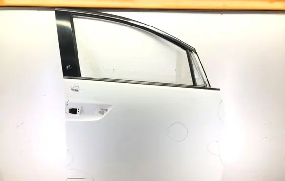 Honda Odyssey Front door