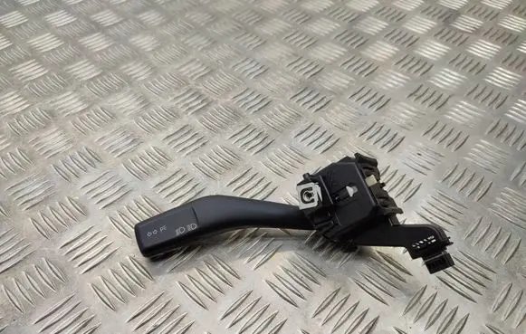Volkswagen Golf V Indicator stalk 1K0953513