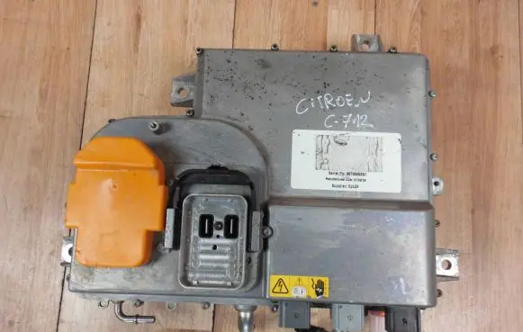 Jaguar I-Pace Voltage converter/converter module J9D310C762 J9D310C762AS